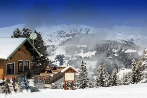 chalet basque cosy et tranquille en montagne